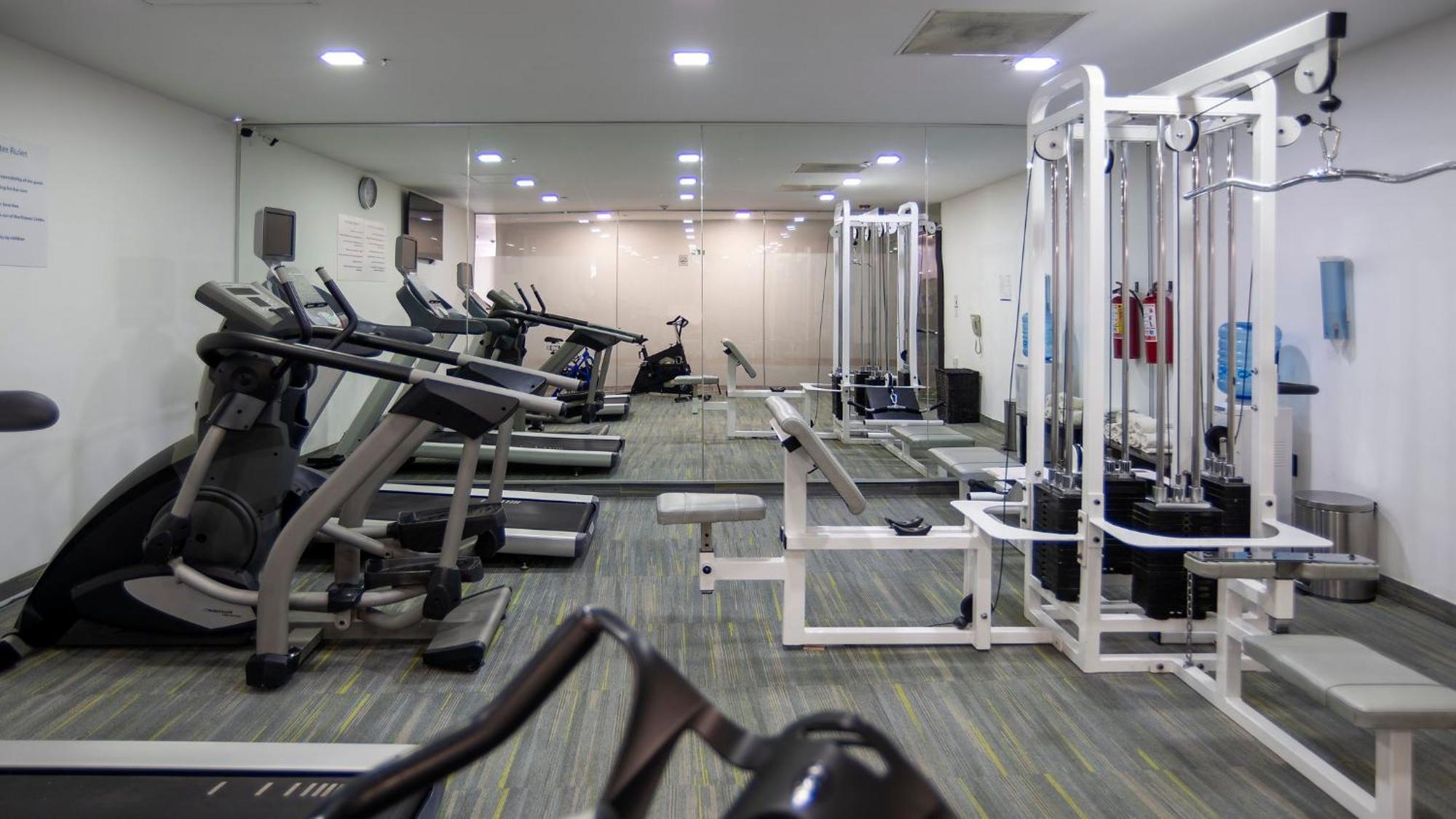 Holiday Inn Express Mexico Santa Fe By Ihg Exterior photo