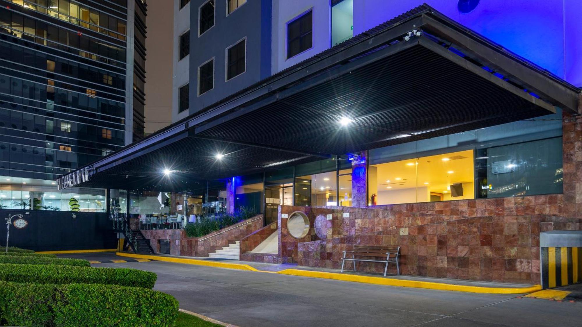 Holiday Inn Express Mexico Santa Fe By Ihg Exterior photo